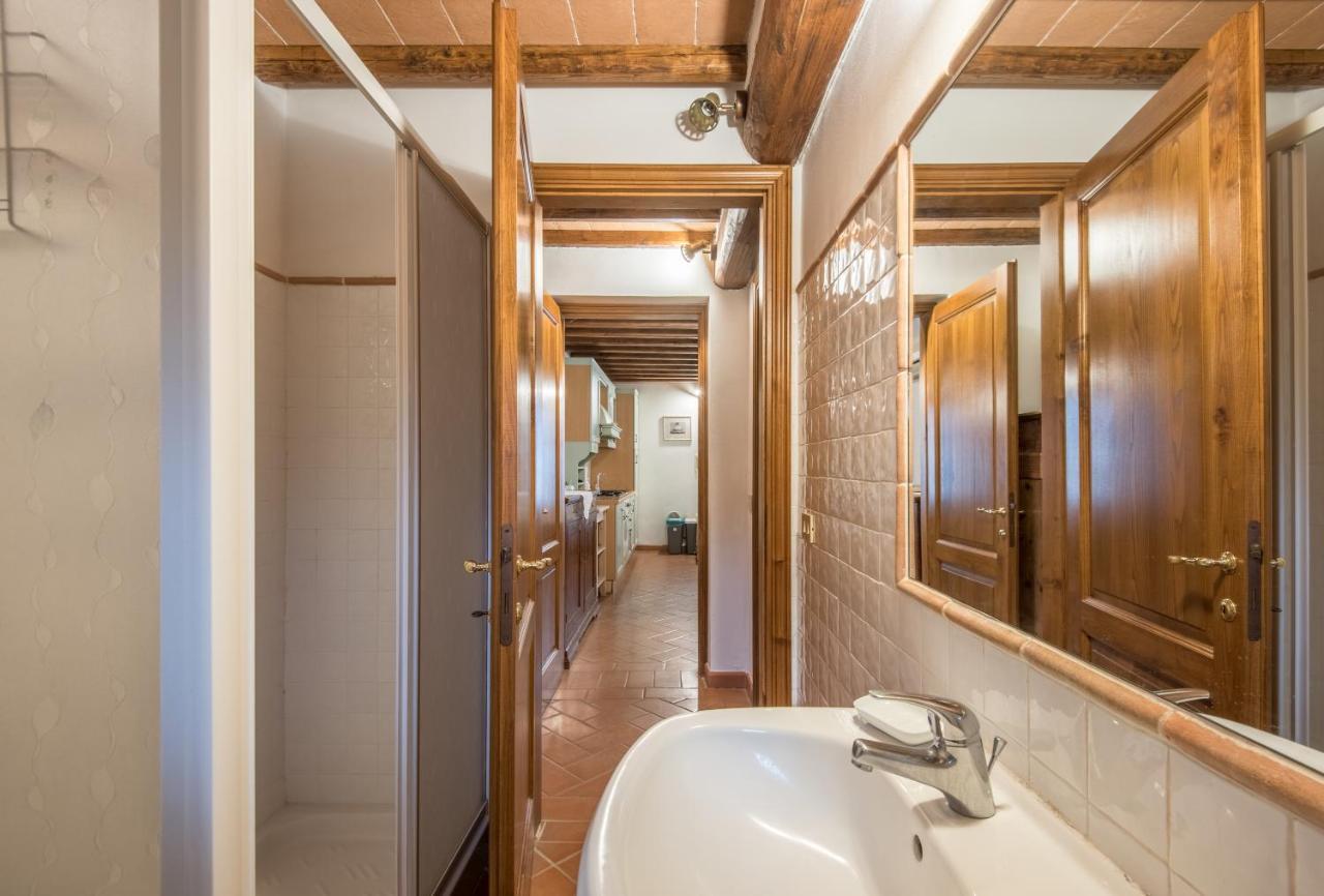 Agriturismo La Ferrozzola Кастелліна-ін-К'янті Екстер'єр фото